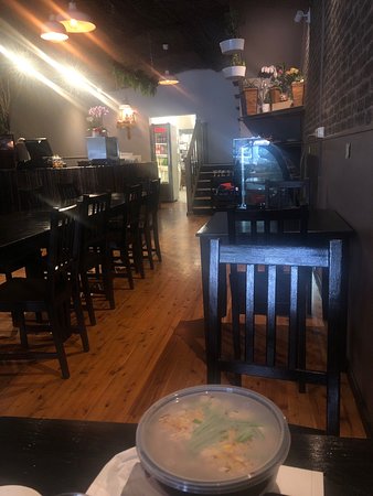 Yim Thai Gloucester - Accommodation Gladstone 0