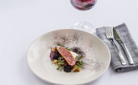 The Peak Restaurant At Spicers Peak Lodge - Accommodation Gladstone 7