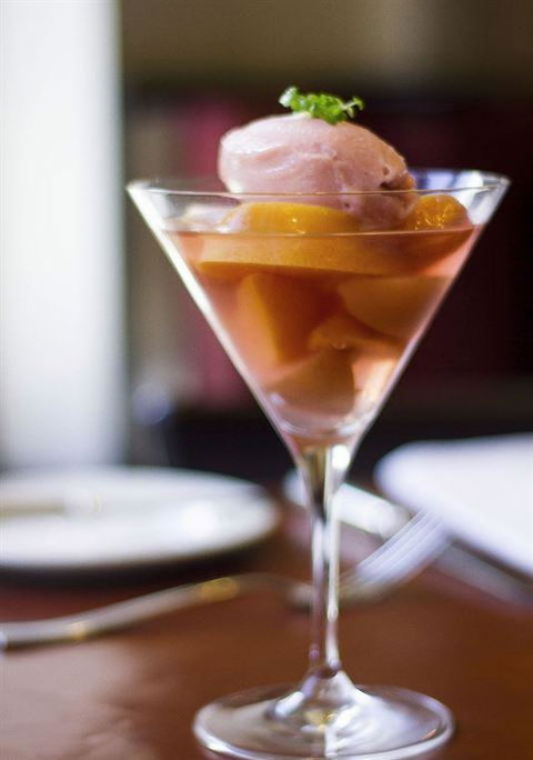 A La Bouffe Bar & Bistro - Accommodation Gladstone 21