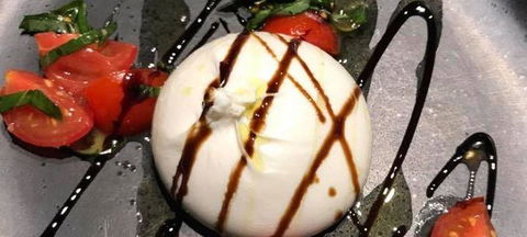 Stella Italian Kitchen And Pizzeria - Accommodation Gladstone 3