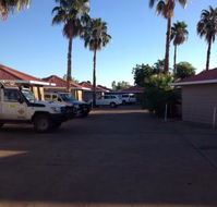Bluestone Motor Inn - Accommodation Gladstone