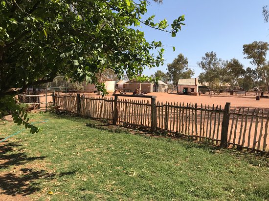 Hermannsburg NT Accommodation Gladstone
