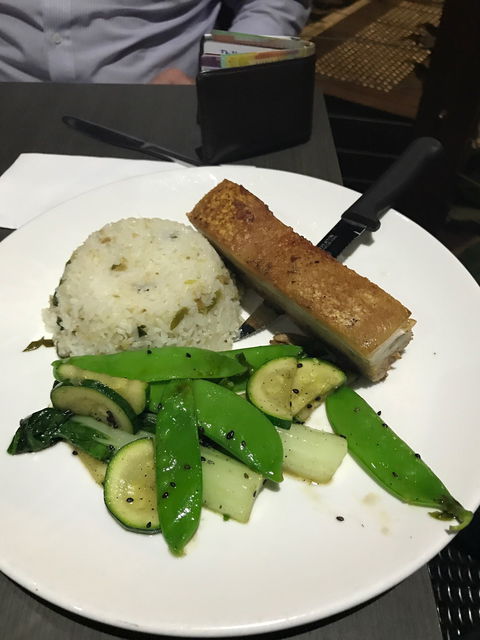 Q Bar And Brasserie On The Avenue - Accommodation Gladstone 1