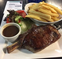 Sporties Steak  Grill - Accommodation Gladstone