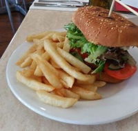 The Bell Bar And Bistro - Accommodation Gladstone