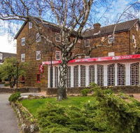 Kings Bridge Bar  Restaurant - Accommodation Gladstone