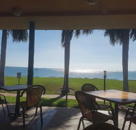 La Beach - Accommodation Gladstone