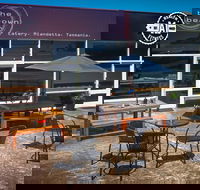 The Brown Bear Eatery - Accommodation Gladstone