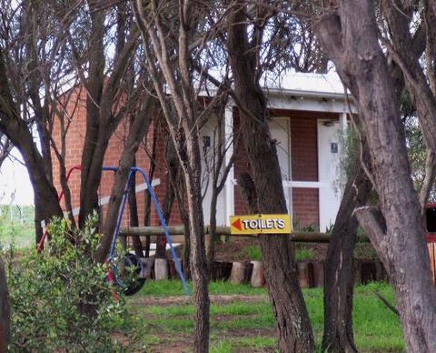 Arthur River Store - Accommodation Gladstone 0