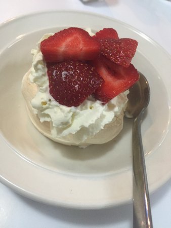 Blenheim Inn Hotel - Accommodation Gladstone 0