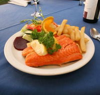 Regatta Point Tavern - Accommodation Gladstone