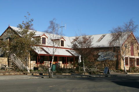 Stables - Accommodation Gladstone 0
