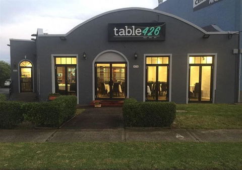 Table 426 - Accommodation Gladstone 5