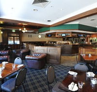 The Heights Bar - Accommodation Gladstone