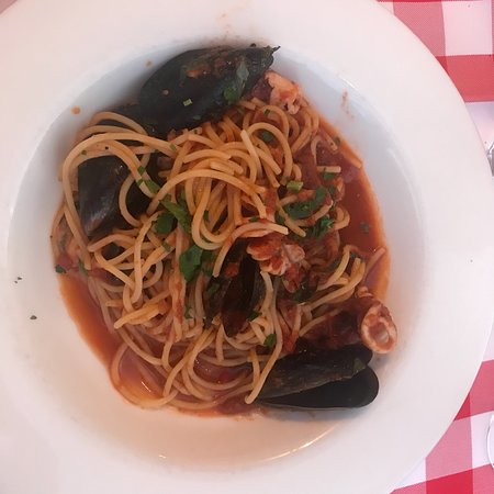 Piccolo Trattoria - Accommodation Gladstone 0