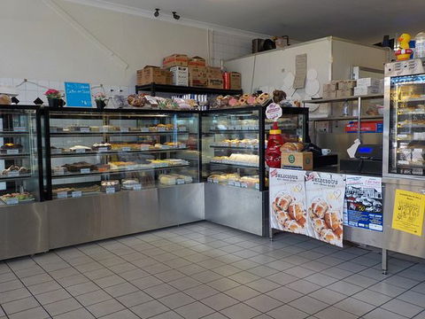 Avon Valley French Hot Bread - Accommodation Gladstone 0