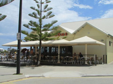 Dome Cafe - Accommodation Gladstone 0