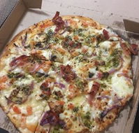 Domino's Pizza Doubleview - Accommodation Gladstone