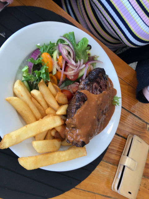 Nine 50 Restaurant And Bar - Accommodation Gladstone 5
