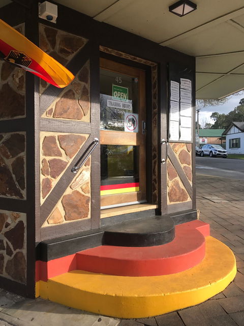The German Pantry - Accommodation Gladstone 3