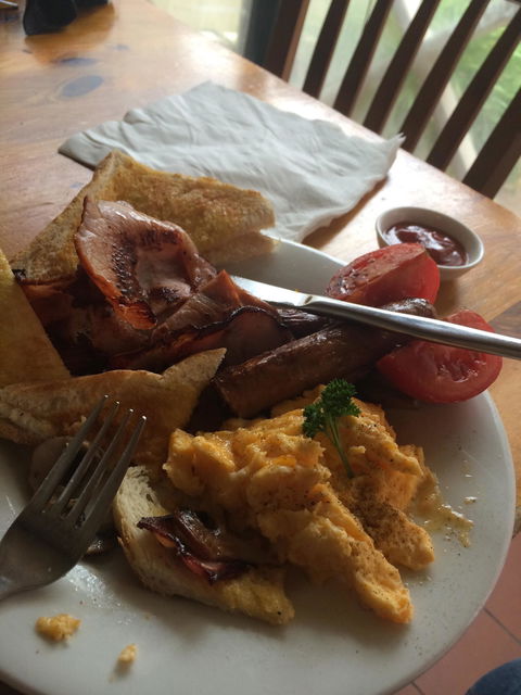 Pomegranate Cottage Coffee Shop - Accommodation Gladstone 4