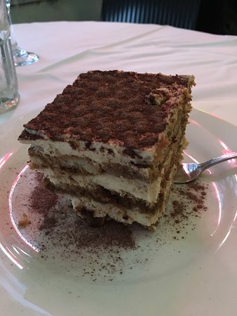 La Trattoria - Accommodation Gladstone 0