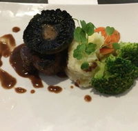 Seren8 Restaurant  Bar - Accommodation Gladstone