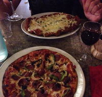 Frank's Pizza Napoli - Accommodation Gladstone