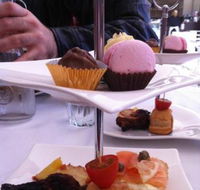 Decadent C's - Accommodation Gladstone