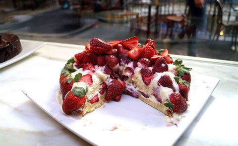 Otto's Fresh Food Market - Accommodation Gladstone 10