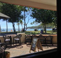 Marlin Bar - Accommodation Gladstone