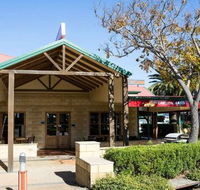 Russell Tavern - Accommodation Gladstone
