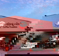 Sipping Duck Coffee Stratford - Accommodation Gladstone