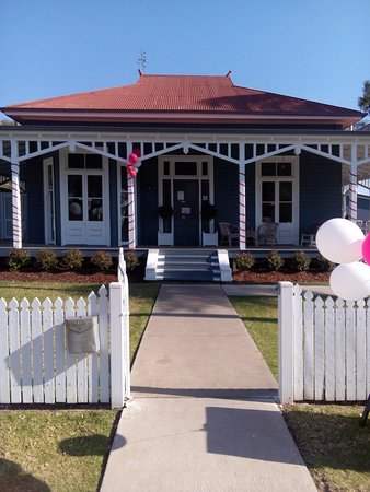 Urban Paddock Cafe - Accommodation Gladstone 0
