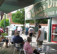 Glen's Diner - Accommodation Gladstone