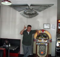 Retro Style Dinning - Accommodation Gladstone
