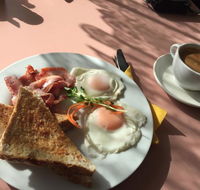 Travellers Rest Cafe