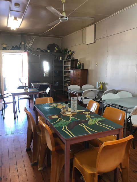 Fanny Mae's Cafe - Accommodation Gladstone 3