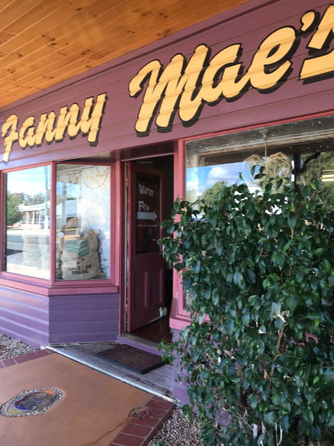 Fanny Mae's Cafe - Accommodation Gladstone 6