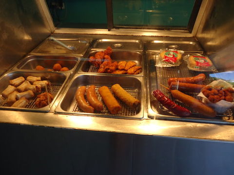 Four Mile Seafood And Takeaway - Accommodation Gladstone 0