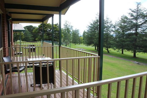 Tenterfield Golf Club - Accommodation Gladstone 0