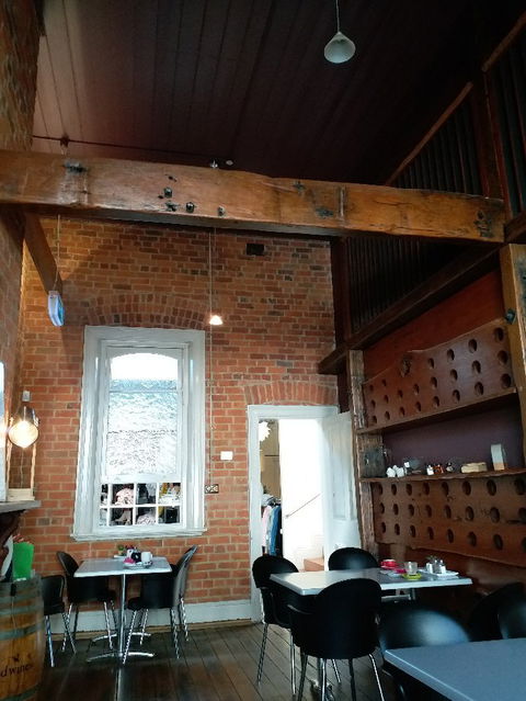 The Corner Life & Style Store & Cafe - Accommodation Gladstone 2