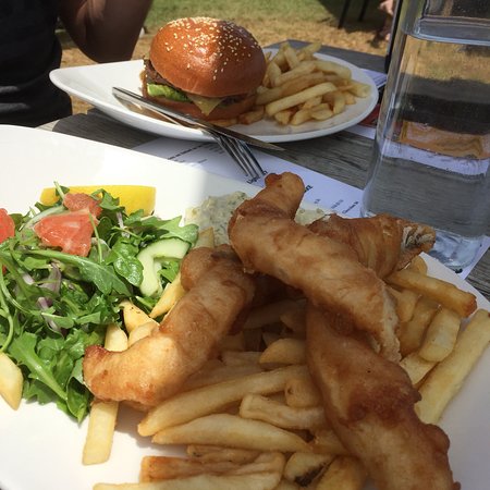 House Of Jack Rabbit - Accommodation Gladstone 0