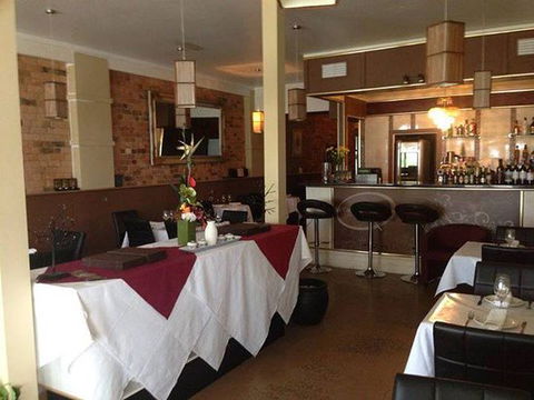 Tandoori Mahal Indian Restaurant - Accommodation Gladstone 0