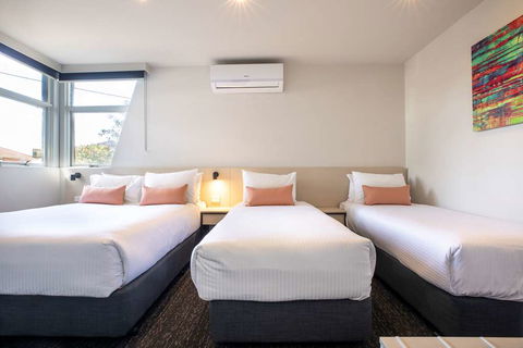 Nightcap At Glengala Hotel - Accommodation Gladstone 9