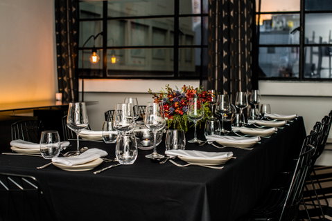 Adelphi Hotel - Accommodation Gladstone 12