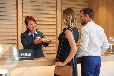 DoubleTree by Hilton Perth Waterfront - Accommodation Gladstone 4