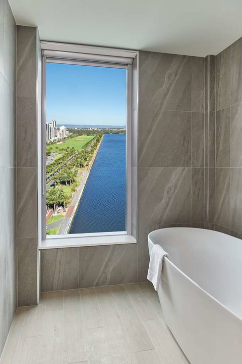 DoubleTree by Hilton Perth Waterfront - Accommodation Gladstone 8