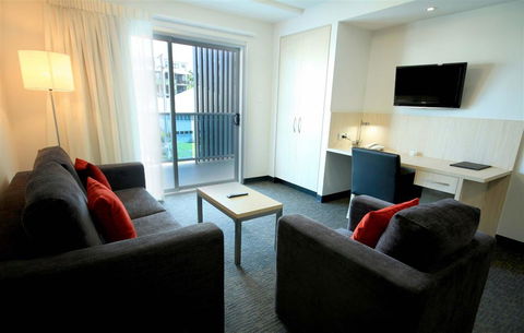 Jephson Hotel - Accommodation Gladstone 3