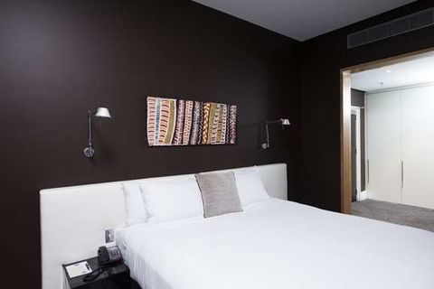 Peppers Gallery Hotel, Canberra - Accommodation Gladstone 7
